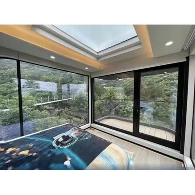 Modernes Prefab-Haus mit MGO-Boden