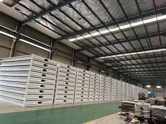 Aluminiumfenster Z-Typ Flat Pack Klappcontainerhaus für vielseitige Anwendungen